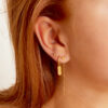 charm chain oorbellen in